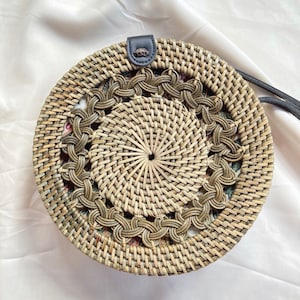 Round rattan sling bag with braid pattern, bali beach bag, boho summer bag, crossbody bag, Christmas gift