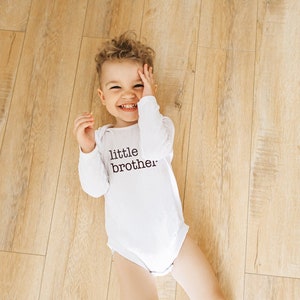 little brother bodysuit SVG﹒baby announcement bodysuit﹒sweet baby bodysuit﹒ baby bodysuit ﹒baby gift﹒ Baby girl gift﹒new baby gift