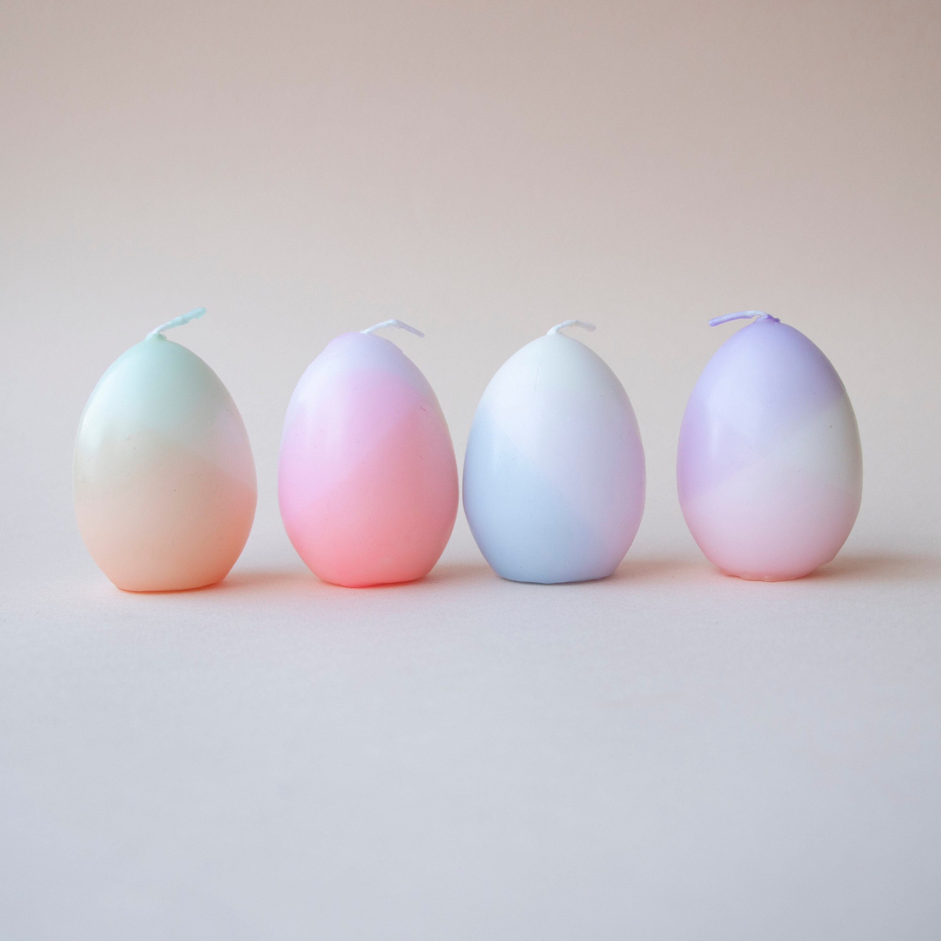 Madame Erle Aux Œufs à La Bougie Pour Pâques, 4 de Pâques Dans Un Emballage Élégant Grand Cadeau