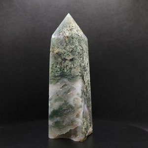 Medium moss agate tower with druzy pockets, MAT1