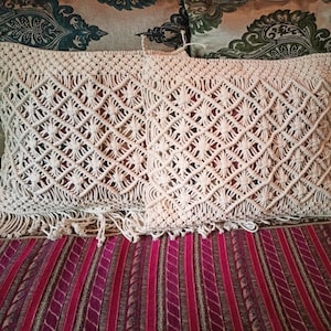 Macramé-kussenhoezen: boho gebreide katoenen kussenslopen