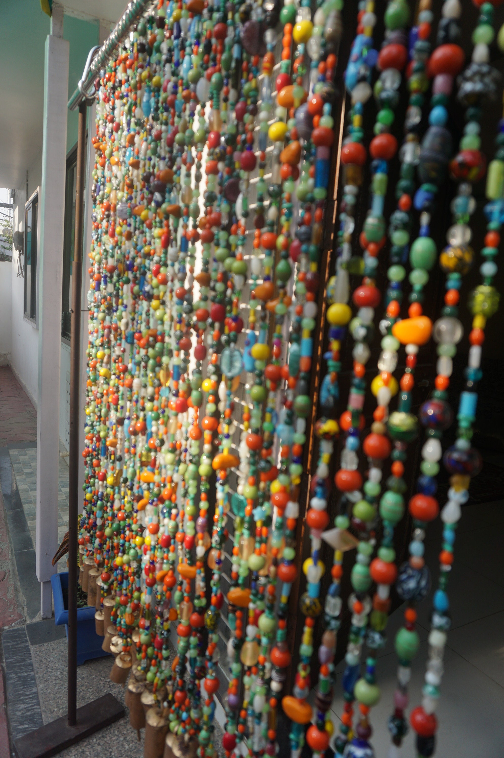 ボヘミアンガラスビーズカーテン：カラフルなランプワークのサン