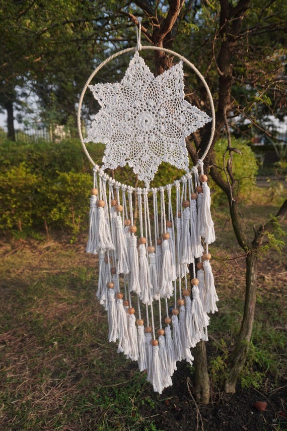 Acchiappasogni Fatto A Mano Bohémien Con Piume E Perline - Decorazione Parete Con Luna E Stella, Regalo Artigianale Per Casa