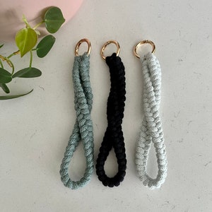 Wristlet Keychain, Macrame Keychain, Macrame Wristlet, Boho Keychain, Gifts, Gold Keychain