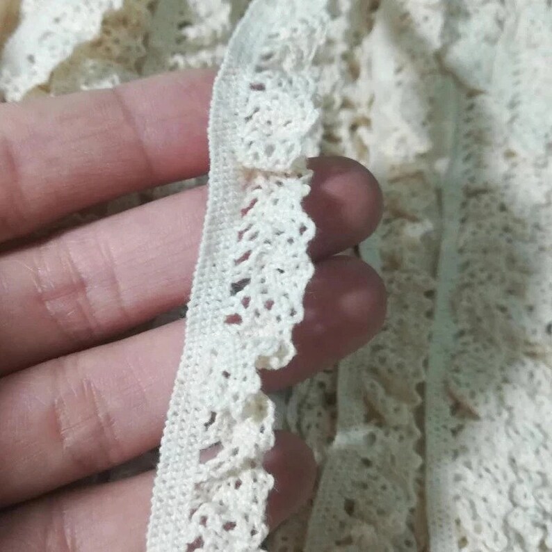 1Yards New Elastic Lace Fabric Crafts Materials Guipure Beige Lace Ribbon 1.5cm Elastic Cotton Lace Trim Sewing Accessories RG34