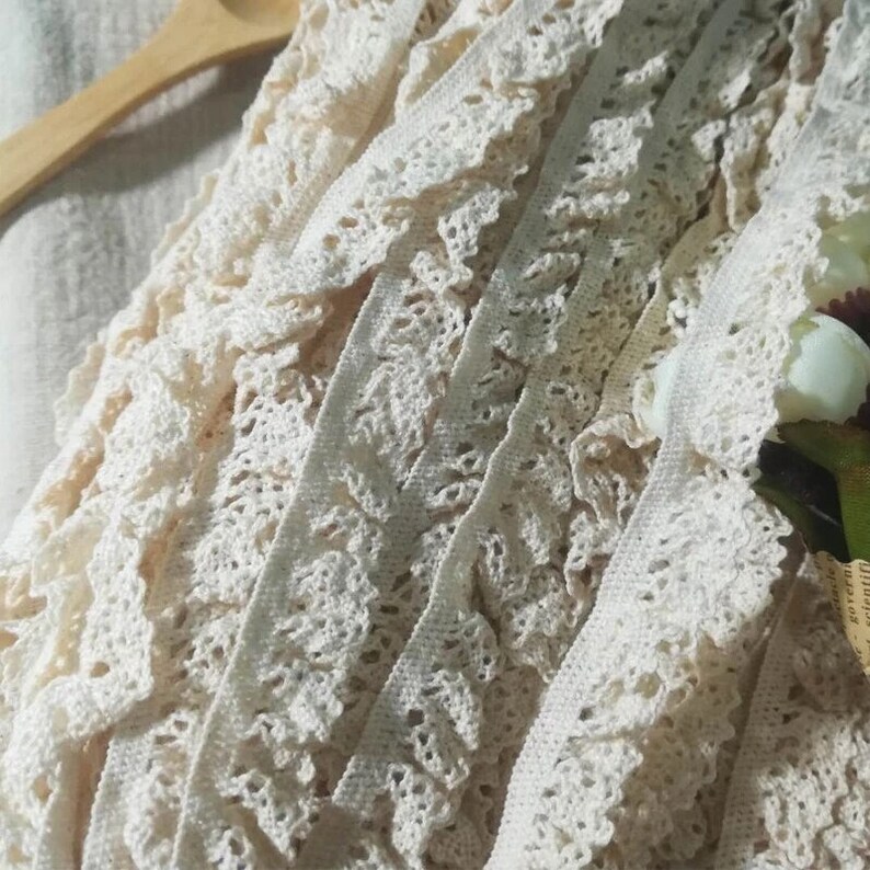1Yards New Elastic Lace Fabric Crafts Materials Guipure Beige Lace Ribbon 1.5cm Elastic Cotton Lace Trim Sewing Accessories RG34