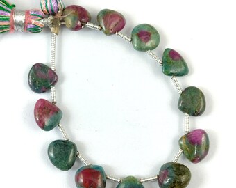 Naturalne koraliki z rubinowego zoisytu/kaboszon w kształcie serca, niesamowity kamień szlachetny z rubinowego zoisytu/4-calowy sznur/do wyrobu biżuterii/7 do 8 mm/F-3730