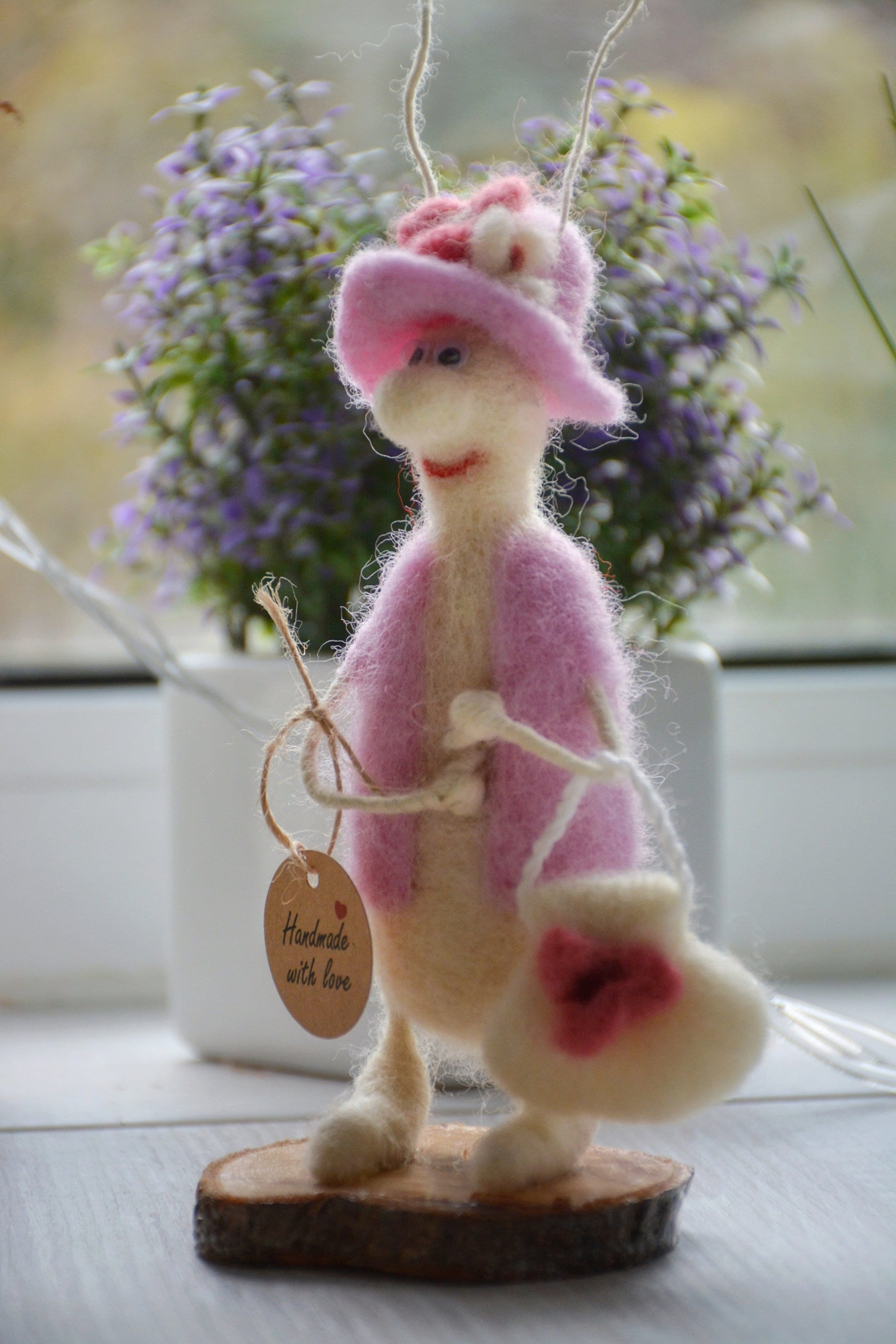 Needle Felted Queen Toy Felted Cockroach With Handbag Toy Gift Toy Interior toy. Hand made Accessory 100% Wool from Lviv Ukraine.
