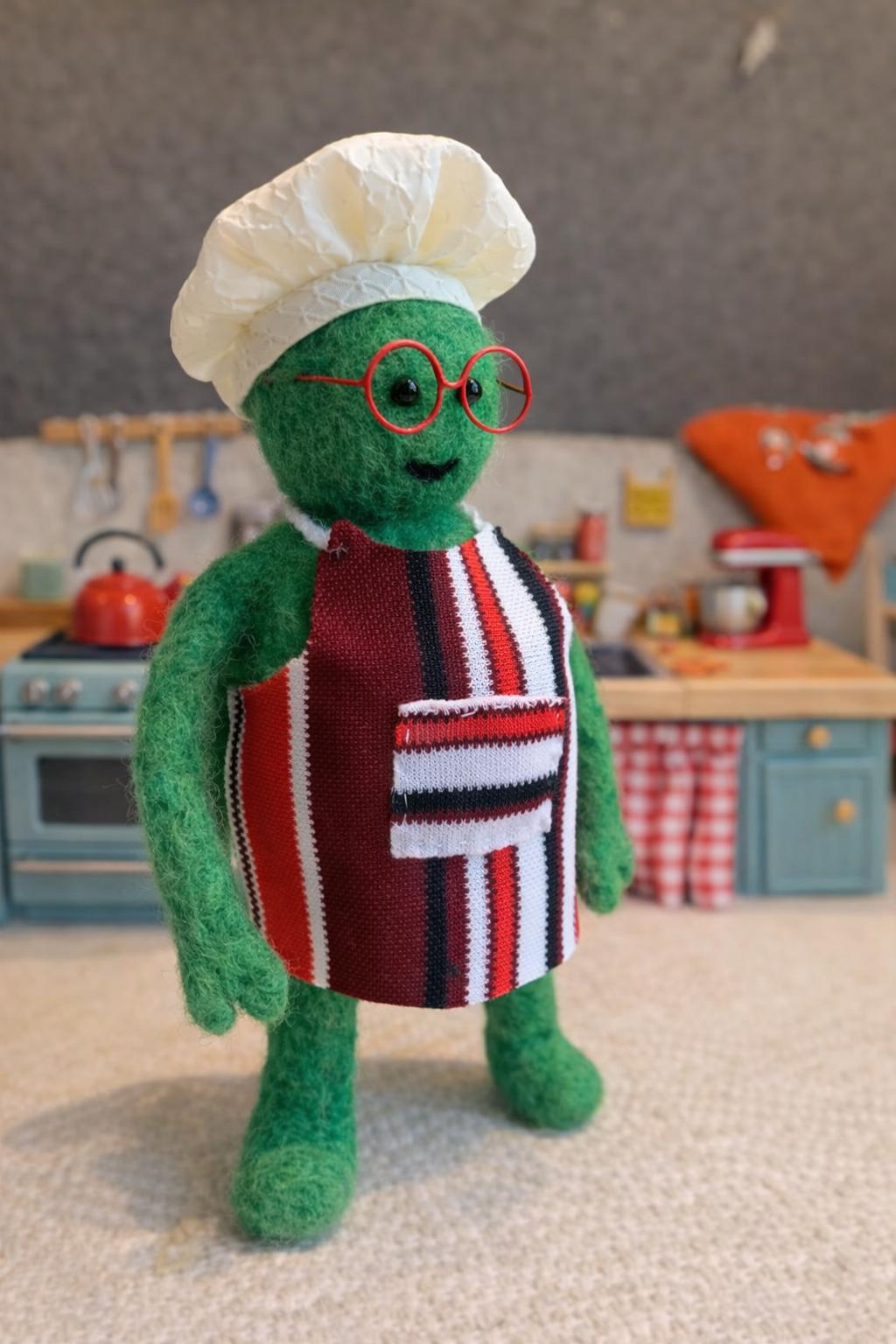 Tiny Chef Felted Figurine — Handmade Green Chef Toy, Funny Gift for ...