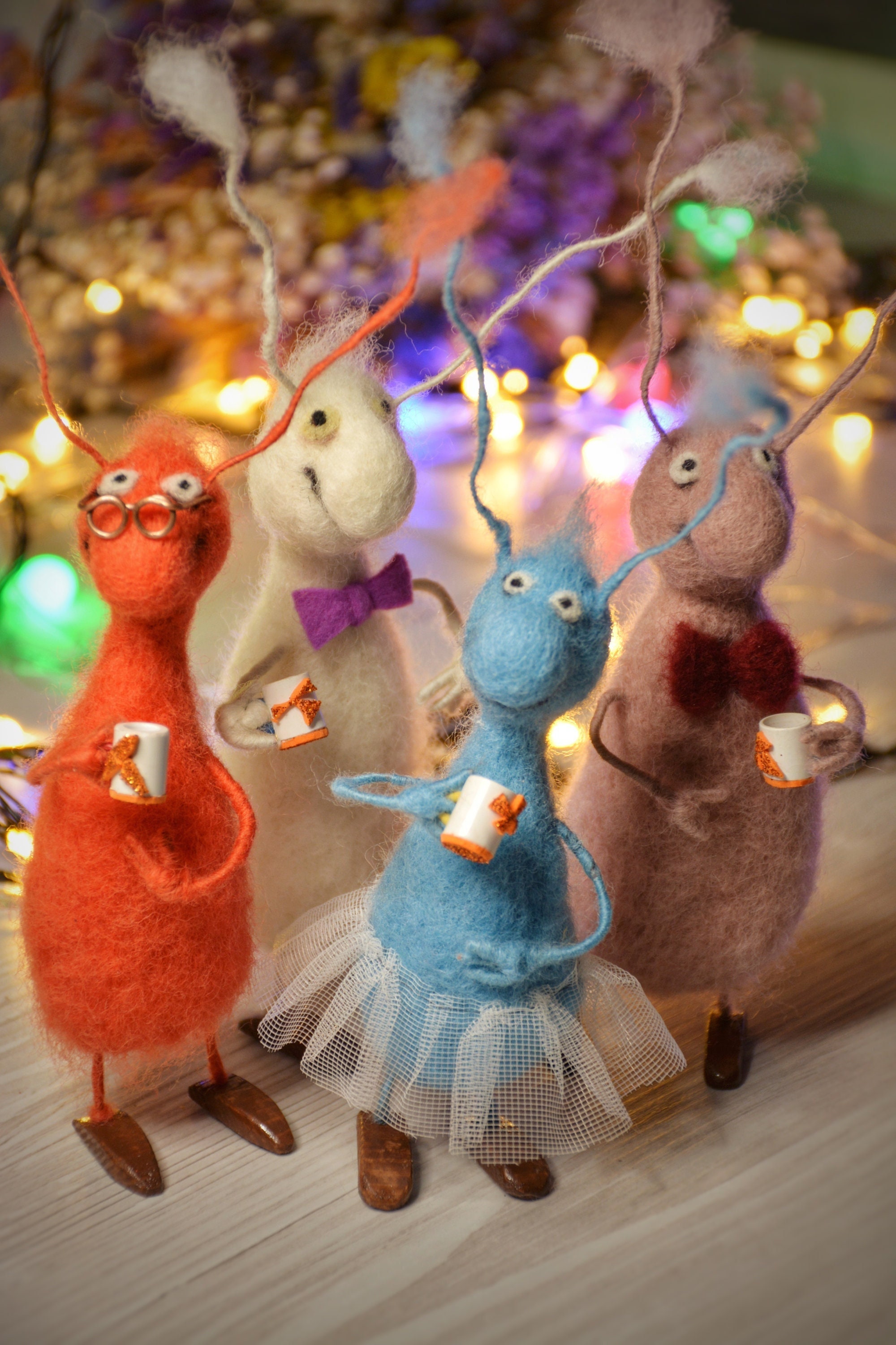 Needle Felted Animal Interior Toy Cockroaches. Handmade funny gift decoration for mom. Felting animals set decor gift grandma anniversary