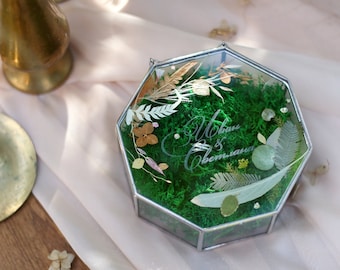 Green & Dry Pressed Flowers Ring Box, Personalized Glass Ring Bearer Box, Boho Chic Wedding Ceremony, Engagement Pillow Casket, Gift for Her
