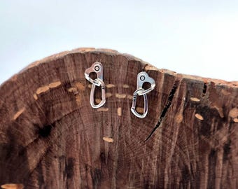Parabolt earrings with carabiner