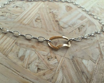 Chain bracelet with gold carabiner