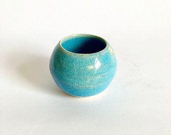 Mini Blue Ceramic Round Pot Vase 'Glacial'