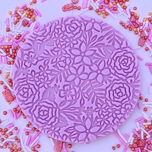 フラワーエンボッサーフォンダンスタンプ、クッキー、カップケーキ用アクリルデボッサー