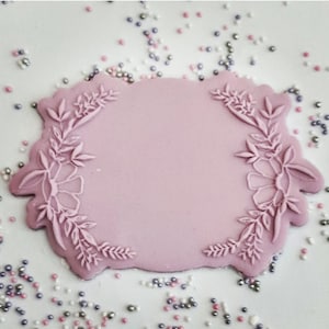 花のフレームエンボッサーフォンダンスタンプとマッチするカッター、クッキー、カップケーキ用のアクリルデボッサー