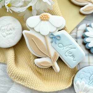 Daisy Fondant PLA Cookie Stamp and Cutter Set: 3D Printed, Personalised Embosser