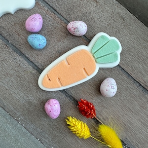 Easter Carrot Fondant Cookie Stamp with Cutter Set: Acrylic Embosser