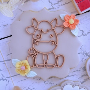 Cow embosser acrylic fondant stamp, debosser for cookies, cupcakes, and cake decorating