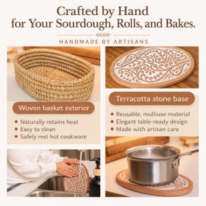 Puede incluir: Una cesta ovalada tejida y una base de piedra de terracota con un intrincado patr&oacute;n floral blanco. La imagen incluye texto: Crafted by Hand for Your Sourdough, Rolls, and Bakes. Handmade by Artisans. Woven basket exterior. Terracotta stone base.