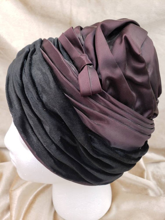 Vintage 1960's Hat Black/Brown Satin Turban Cloch… - image 4