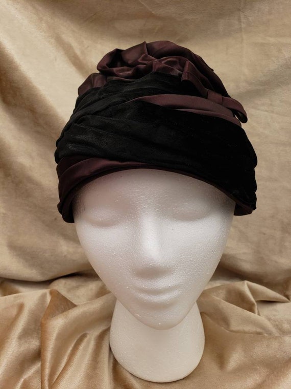 Vintage 1960's Hat Black/Brown Satin Turban Cloch… - image 5