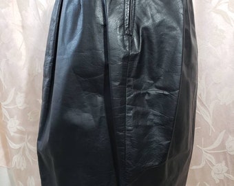 Black Leather Pencil Skirt Size 10 Zip/Slit/ Vintage Amati Made In Argentina