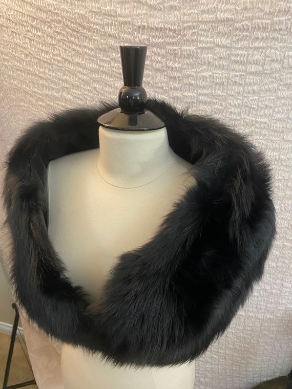 Elegant Black Faux Fur Shoulder Cape Shawl Wrap S… - image 7