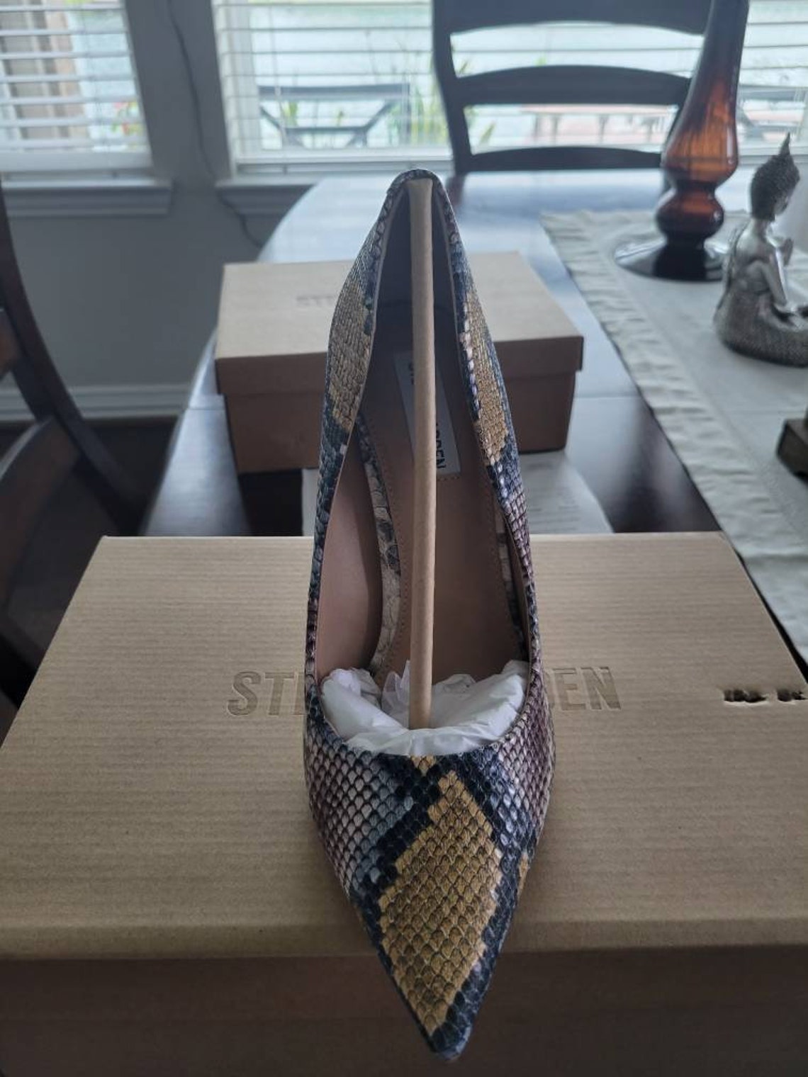vala multi snake steve madden