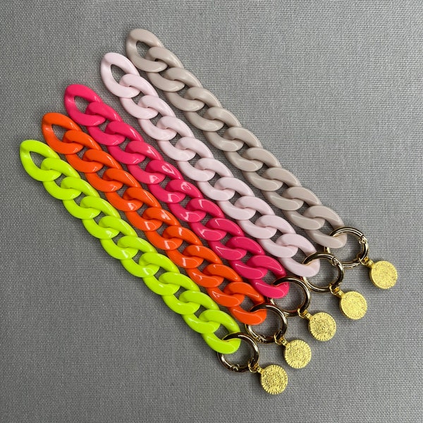 Acryl Gliederarmband mit Anhänger und Karabiner Verschluss