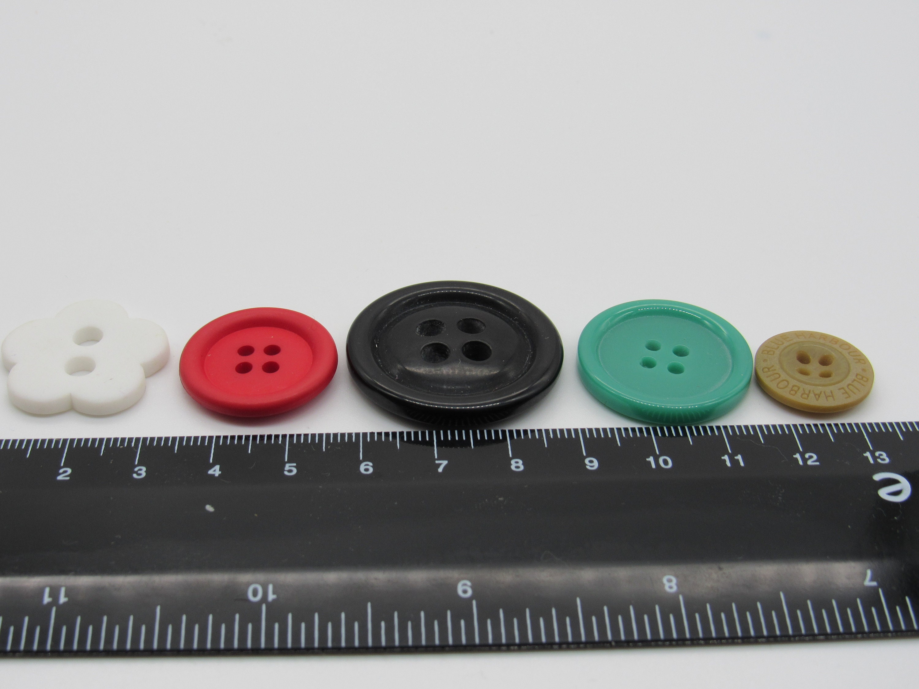 40 x assorted large buttons for crafts Various colours Etsy