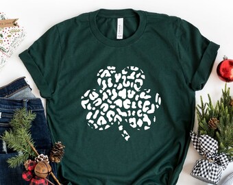 Leopar Shamrock Shirt, St Patricks Day Shirt, Shamrock Women Shirt, Irish Lucky Shirt, St Paddys Day Shirt