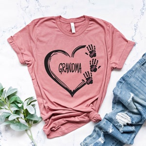 Personalized Grandma Shirt, Grandma Heart Shirt, Grandma Mama Nana Gigi Shirt, Grandmother Shirt, Gift For Grandma