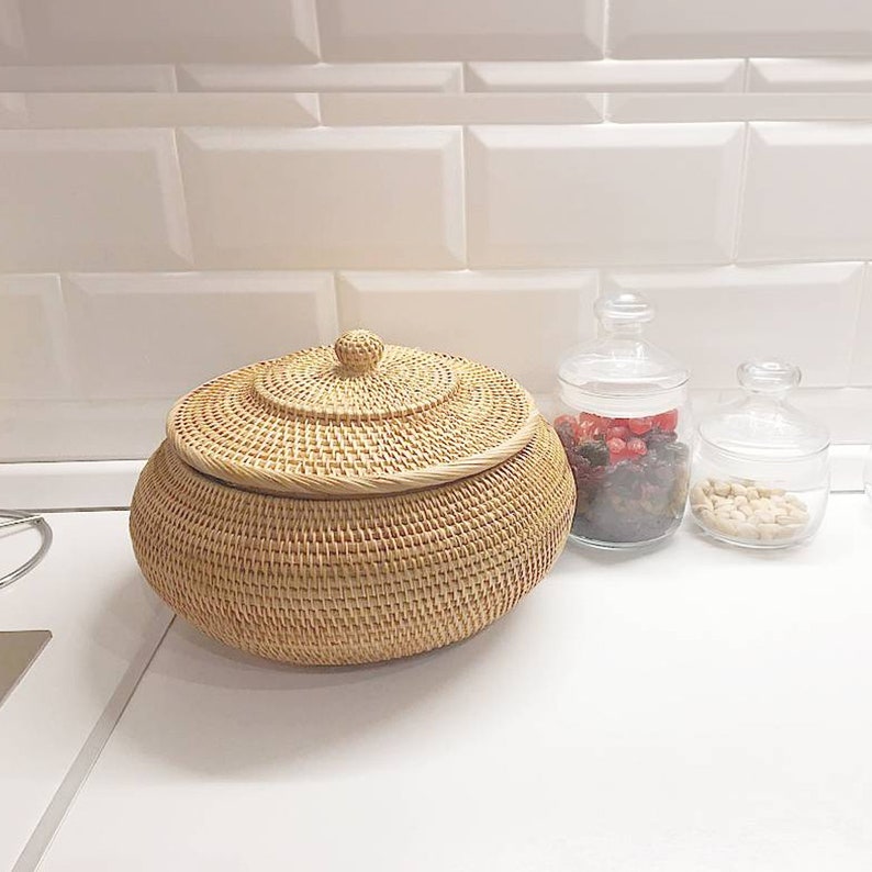 Round Rattan Basket With Lid Handwoven Basket Wicker Tray Etsy