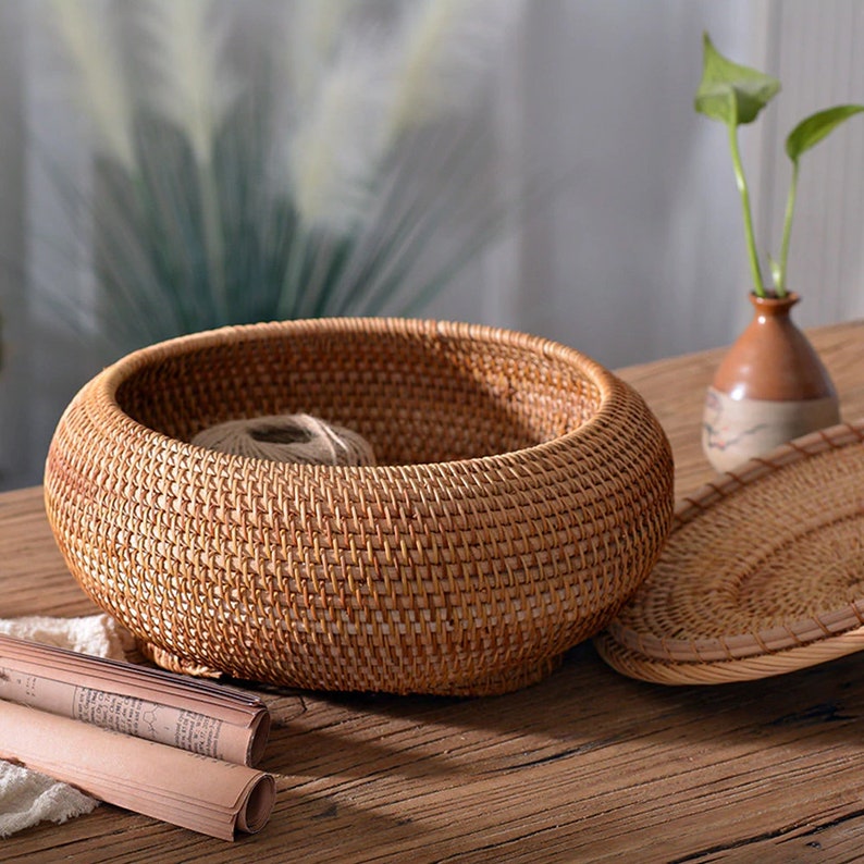 Round Rattan Basket With Lid Handwoven Basket Wicker Tray Etsy