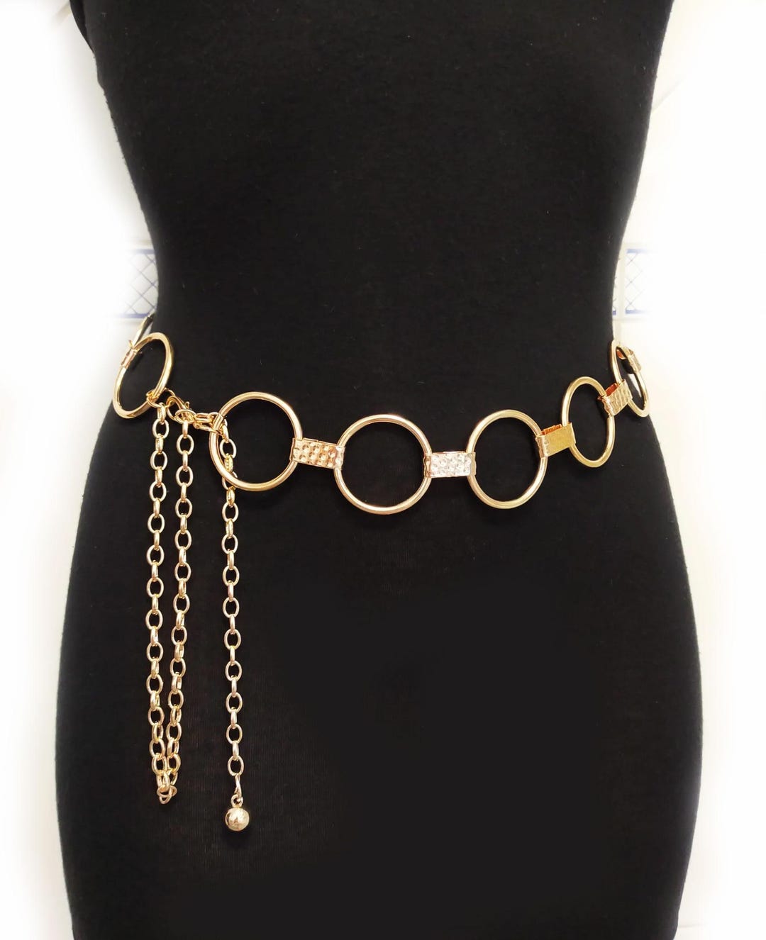 Vintage Gold Tone Multi Chain Belt Adjustable Statement Waist Belt Retro Fashion Vintage Chain Belt, Gold Tone Statement Accessory, Retro  main image 3
