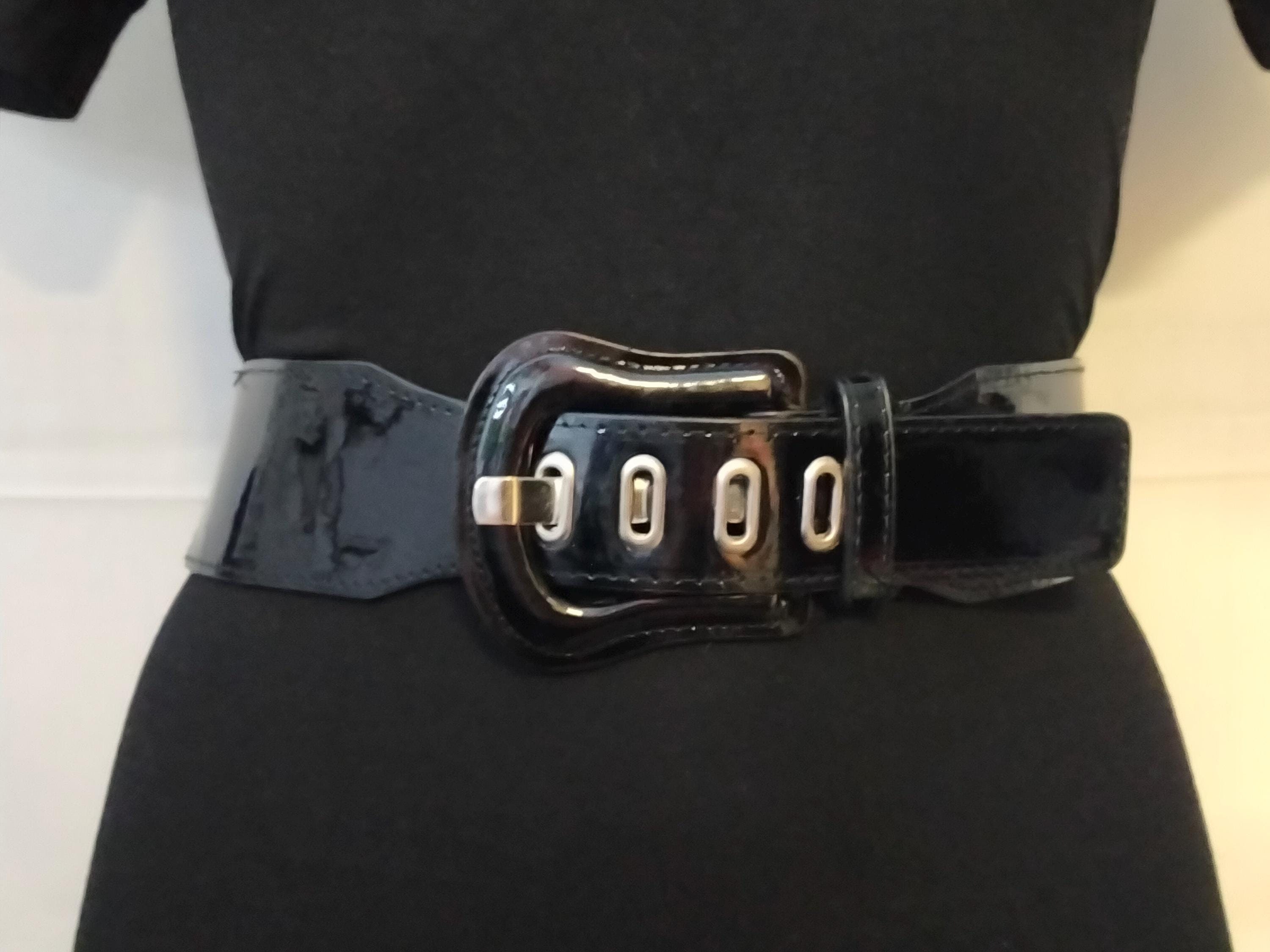Cintura Regolabile In Pelle PU Con Catena A Strati Punk Gotico Imbracatura A Catena In Va Accessorio Di Moda Abi 251217 Da 7,3 € | DHgate