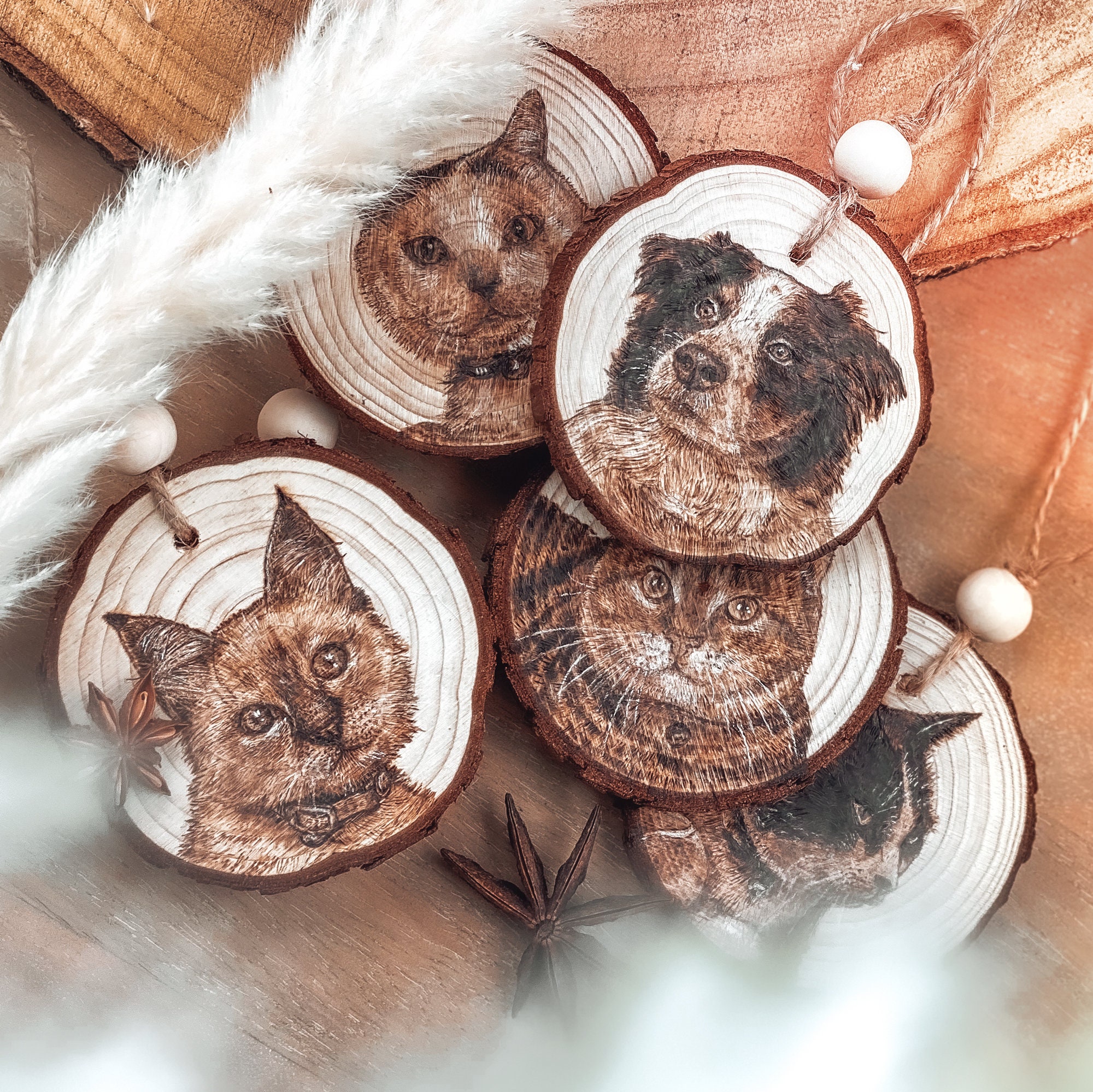 Portrait Chien Chat Lapin Animaux Gravé à La Main - Cadeau Ornement Boule de Noël Environ 80 mm