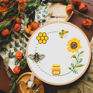 Bee Sunflower Cross Stitch Pattern: Honeycomb Border (PDF Download)