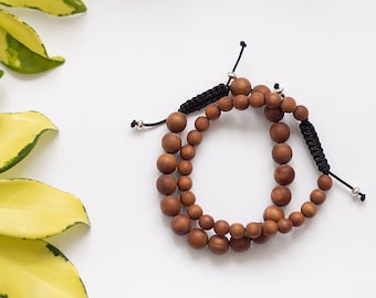 Sandalwood Mala Bracelet | Meditation Gifts | Knotted Yogi Mala | Calming Aromatic Natural Wood Bracelet