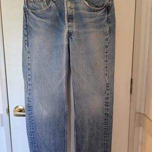 Levis 501 vintage, patta con bottoni, 38W x 33L. 100% cotone