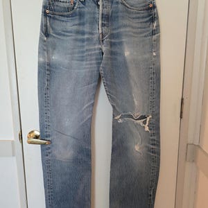 Levi&#39;s 501 vintage, patta con bottoni, 33W x 38L.