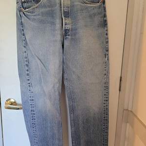 Levis 501 vintage, patta con bottoni, 38W x 33L. 100% cotone