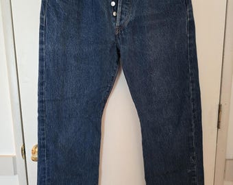 Levis 501 vintage, patta con bottoni, 34W x 32L. 100% cotone