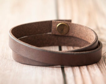 Minimalist Leather Bracelet, Handmade Gift, Personalized Words