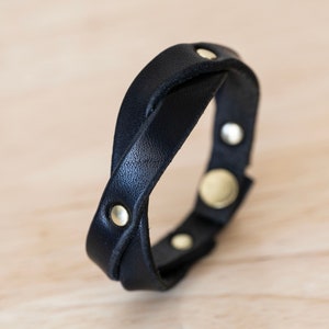 Twisted Black Leather Bracelet: Personalized Brass Rivet Wrap