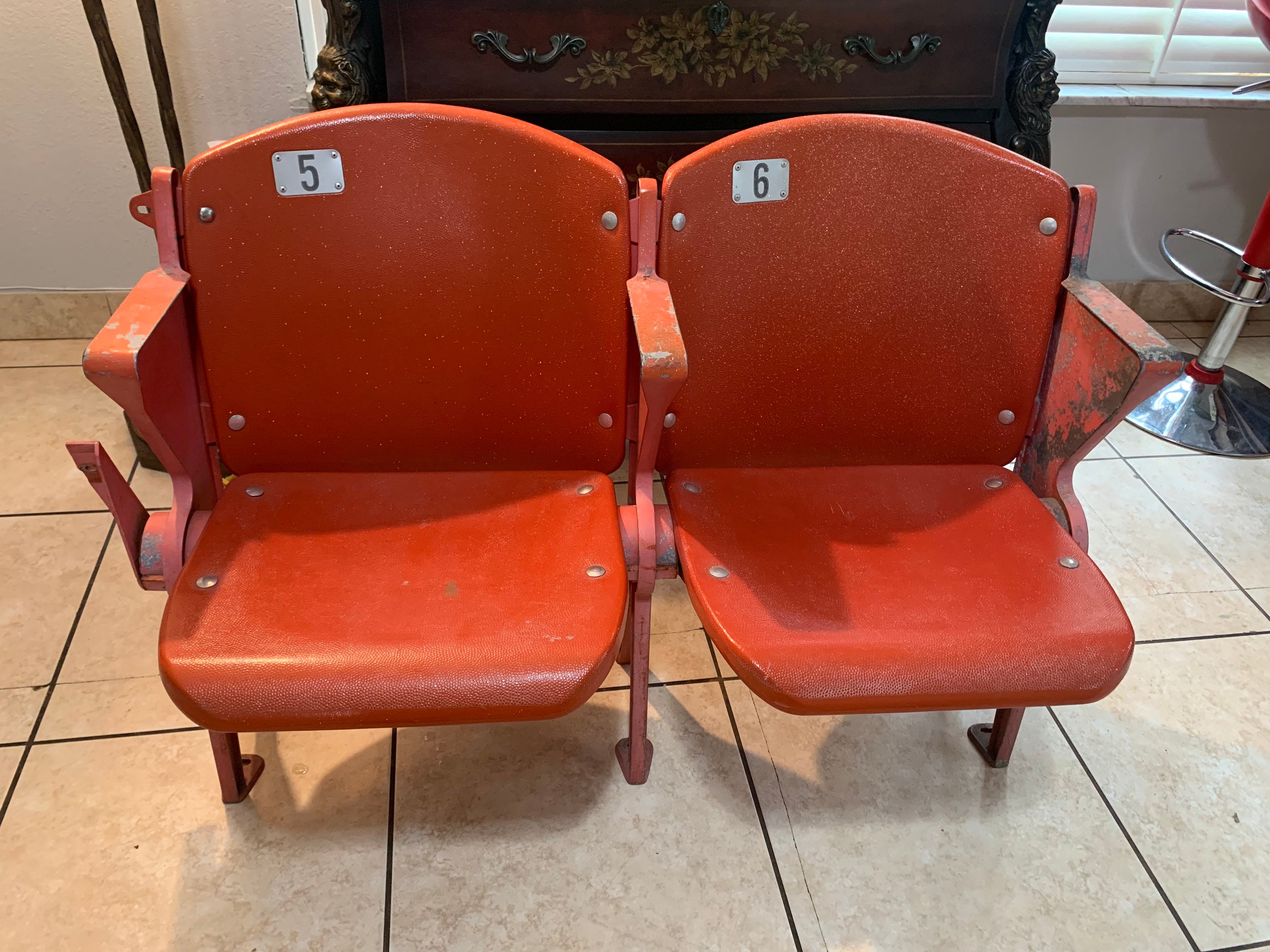 Learn about 126+ imagen astrodome seat for sale In.thptnganamst.edu.vn