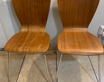 Mid Century Modern  Style Bentwood Molded Ply Wood Side Dining Chairs, Metal