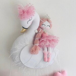 White Swan Kids Room Decor,  Baby Shower Gift for Girls, Swan Decor, Childrens Bedroom , Swan wall mount ,swan Nursery decor , first baby