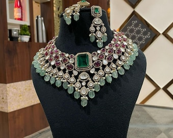 Kundan Ruby Emerald Choker: Victoriaanse Indiase kralenketting